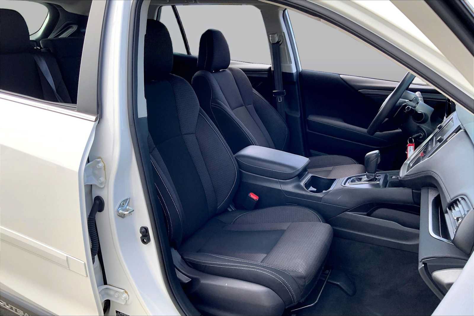 Certified 2024 Subaru Outback AWD/4WD image 7