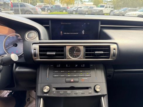 Used 2016 Lexus IS 200t RWD image 19