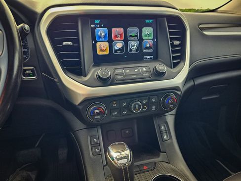 Used 2019 GMC Acadia SLT AWD/4WD image 22