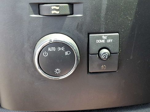 Used 2010 Chevrolet Silverado 1500 LT w/ Power Pack Plus AWD/4WD image 23