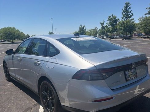 Used 2025 Honda Accord SE image 8