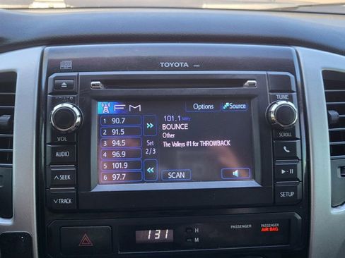 Used 2013 Toyota Tacoma PreRunner w/ SR5 Pkg image 29