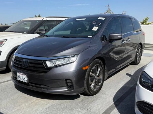Used 2022 Honda Odyssey Elite image 1