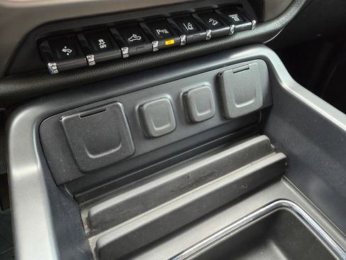 Used 2018 GMC Sierra 2500 Denali w/ Duramax Plus Package image 21