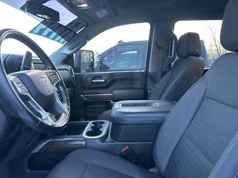 Used 2022 Chevrolet Silverado 2500 LT w/ Z71 Sport Edition image 9