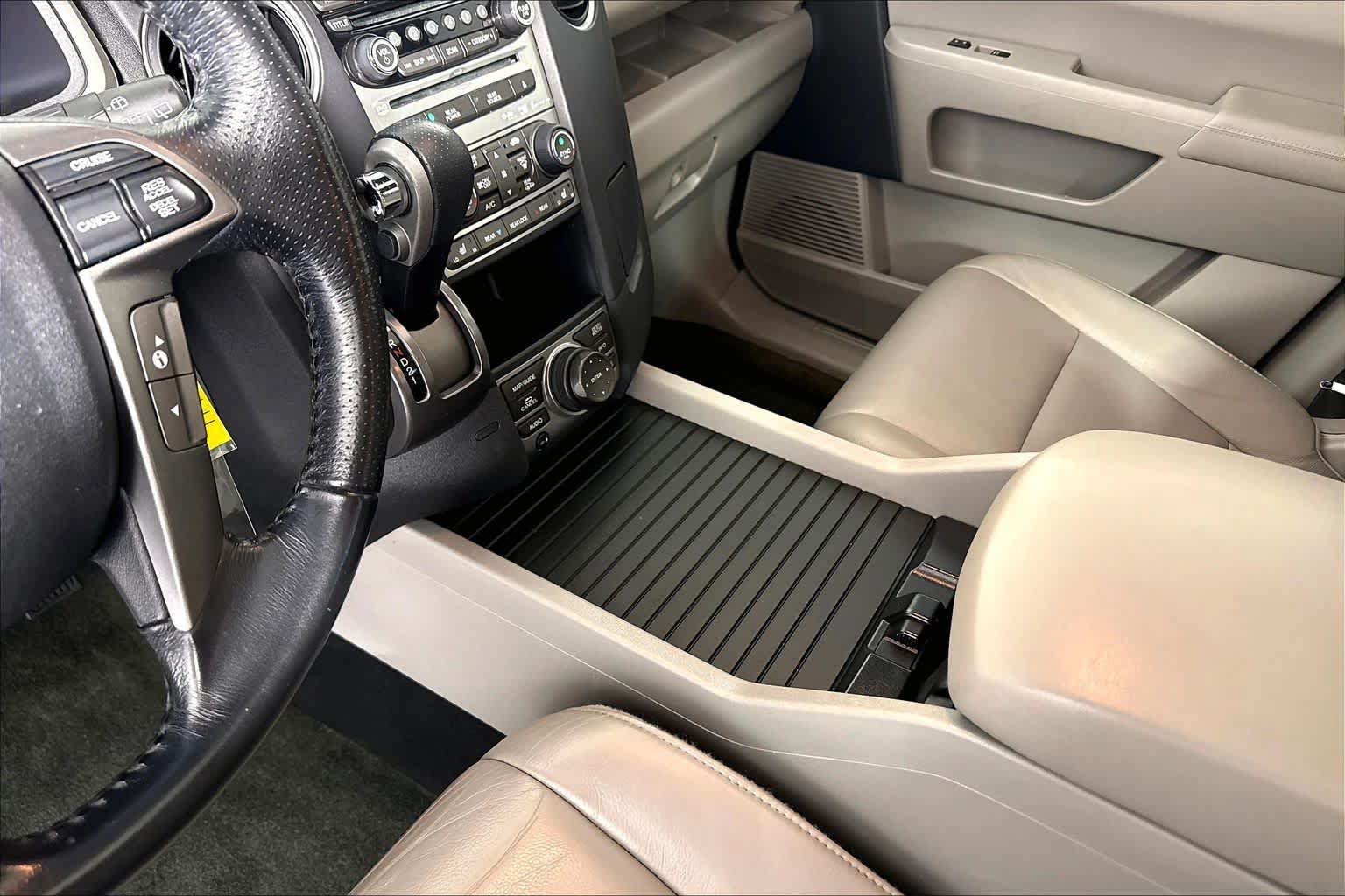 Used 2015 Honda Pilot Touring image 13