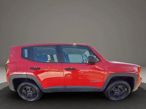 Used 2020 Jeep Renegade Sport image 4