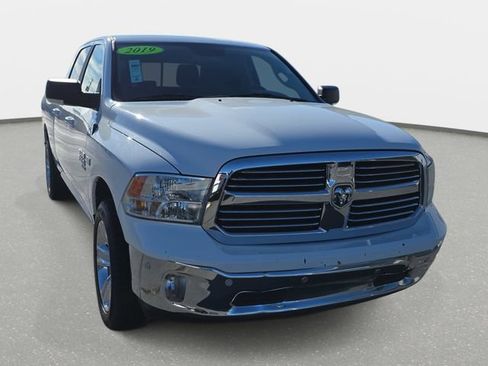 Used 2019 RAM 1500 Big Horn RWD image 3