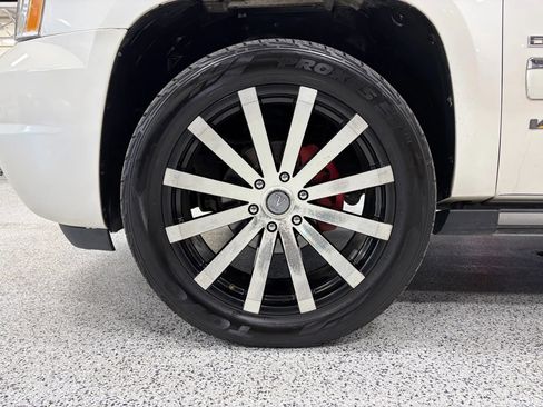 Used 2012 GMC Yukon XL Denali image 14