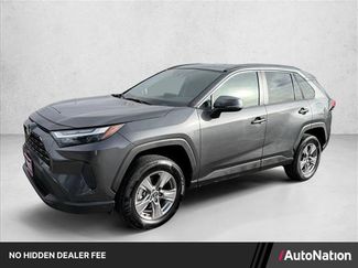 Used 2025 Toyota RAV4 XLE AWD/4WD video 1