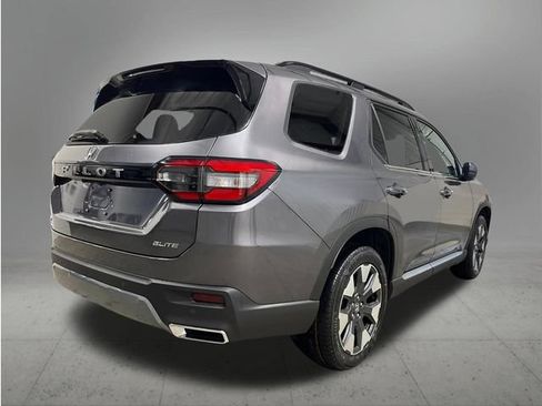New 2026 Honda Pilot Elite image 5