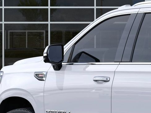 New 2026 GMC Yukon XL Denali AWD/4WD image 12