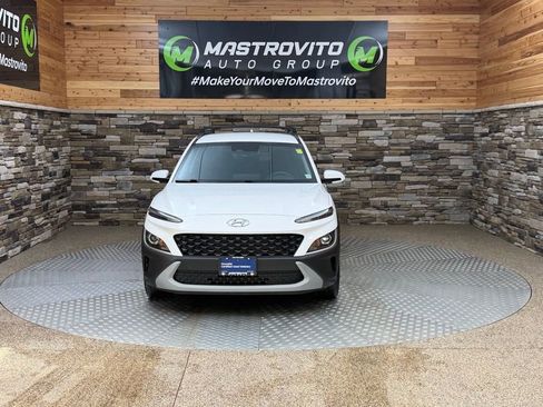 Used 2023 Hyundai Kona SEL image 3