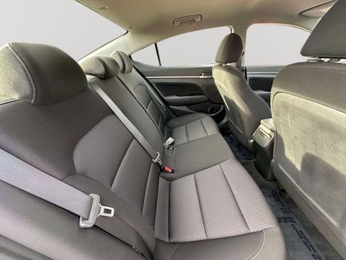 Used 2018 Hyundai Elantra SEL image 31