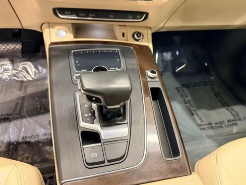 Used 2019 Audi Q5 2.0T Premium Plus AWD/4WD image 19