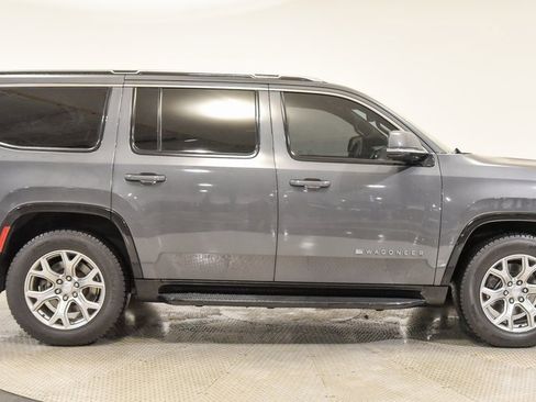 Used 2022 Jeep Wagoneer Series II w/ Rear Seat Video Group 1 image 12