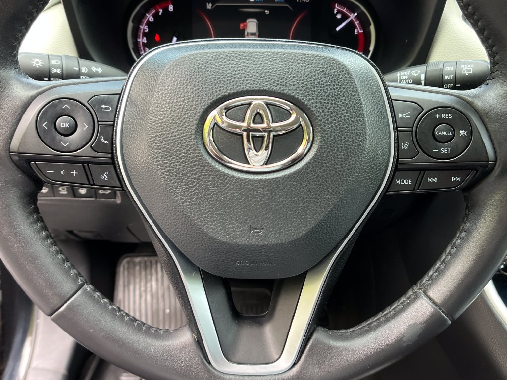 Used 2020 Toyota RAV4 Limited AWD/4WD image 15