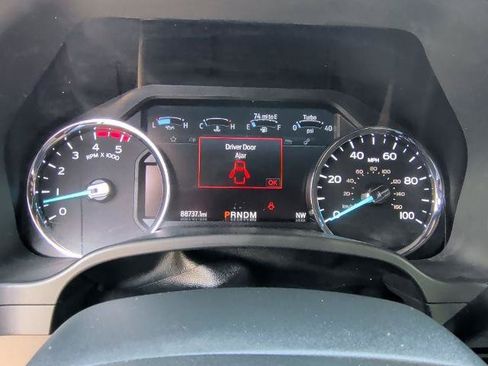 Certified 2022 Ford F350 Lariat w/ Lariat Value Package AWD/4WD image 25