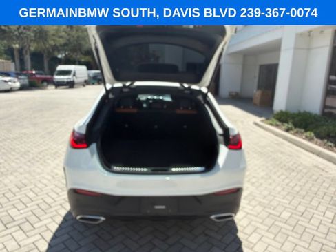 Used 2024 Mercedes-Benz GLC 300 4MATIC image 34