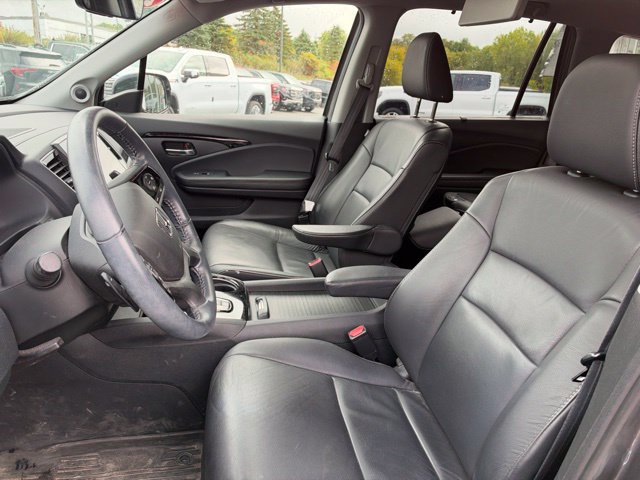 Used 2022 Honda Pilot Touring image 25