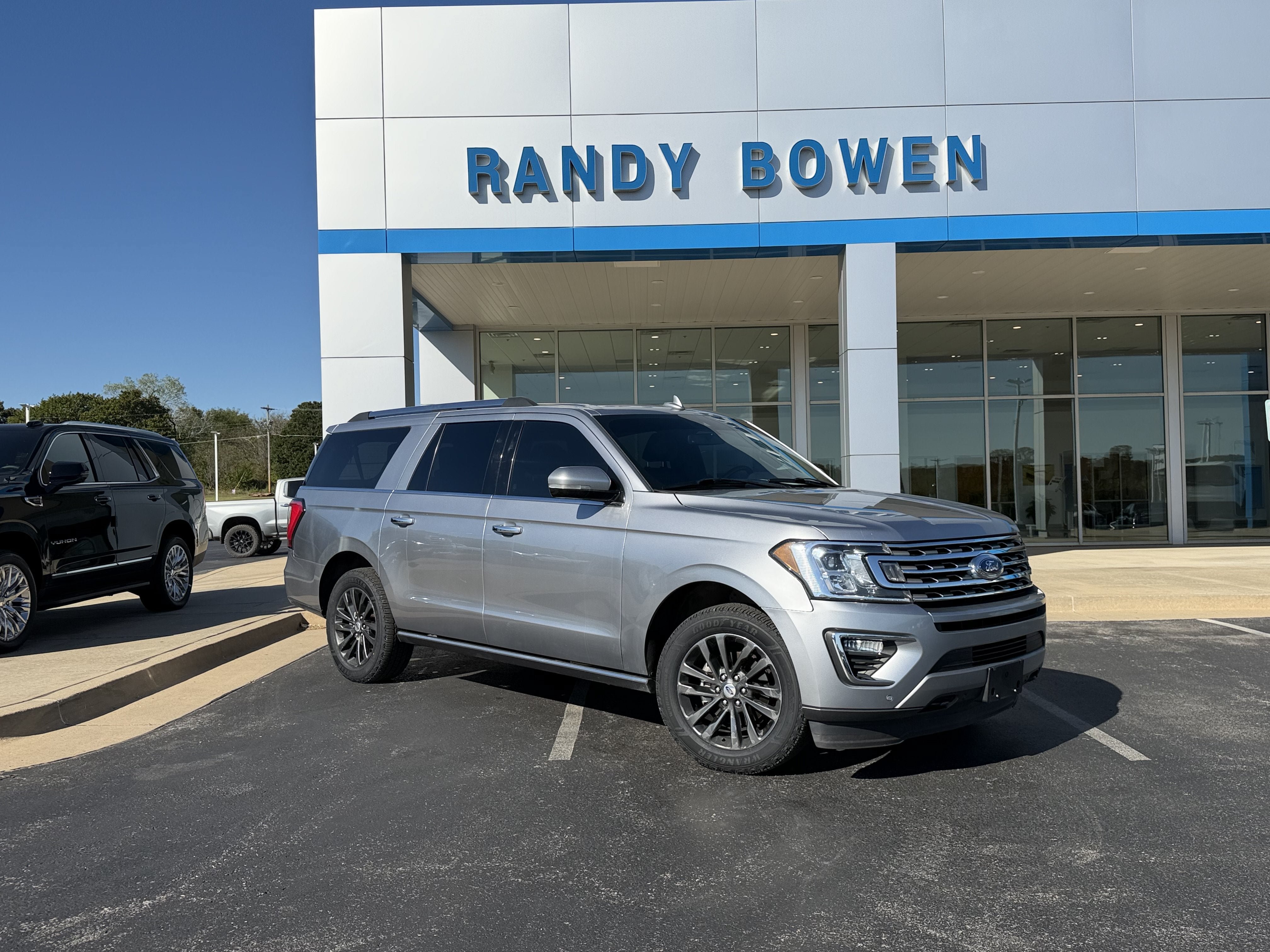 Used 2021 Ford Expedition Max Limited AWD/4WD image 1