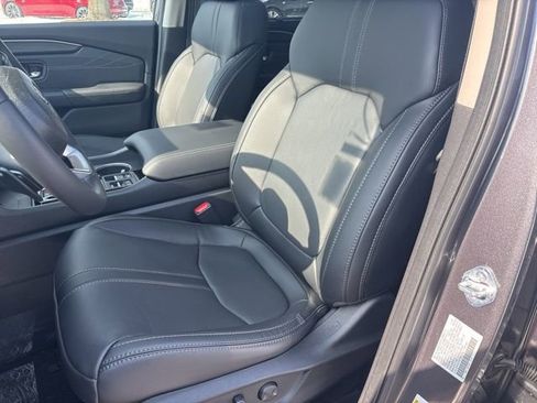 New 2026 Honda Pilot Touring image 12