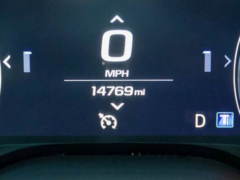 Used 2020 Chevrolet Camaro LT image 29