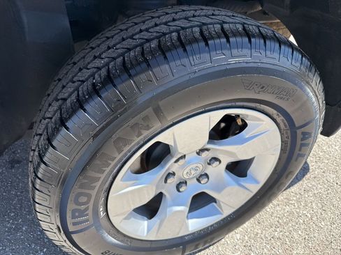 Used 2022 RAM 1500 Big Horn AWD/4WD image 13