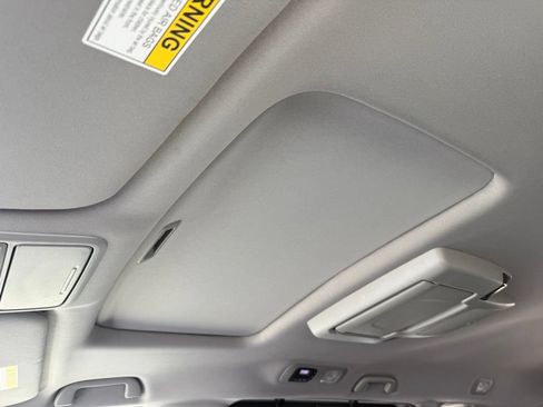 Used 2022 Honda Odyssey Touring image 37