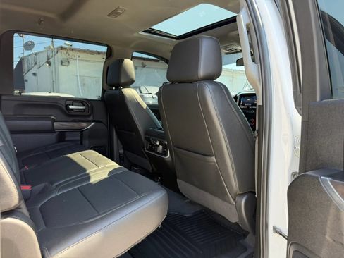 Used 2021 Chevrolet Silverado 2500 LTZ w/ LTZ Convenience Package AWD/4WD image 13