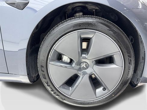 Used 2023 Tesla Model 3 Standard Range image 48