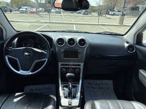 Used 2014 Chevrolet Captiva Sport LTZ FWD image 18