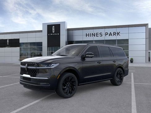 New 2026 Lincoln Navigator Reserve w/ Jet Appearance Package image 1