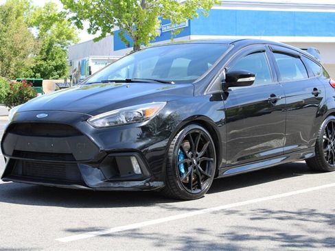 Used 2016 Ford Focus RS AWD/4WD image 17