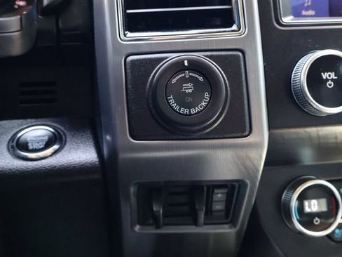 Used 2021 Ford Expedition Max Platinum AWD/4WD image 16