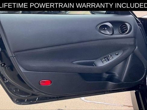 Used 2025 Nissan Z Sport w/ Floor Mat Package RWD image 16