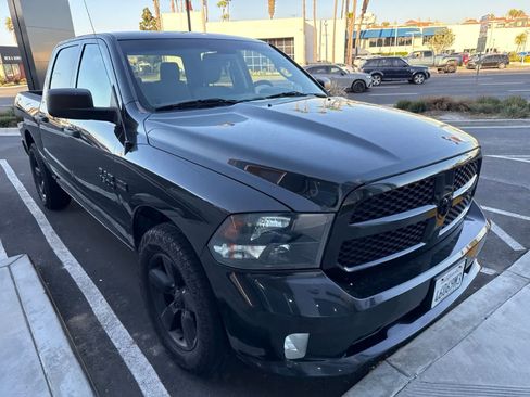 Used 2017 RAM 1500 Express w/ Black Ram 1500 Express Group RWD image 7