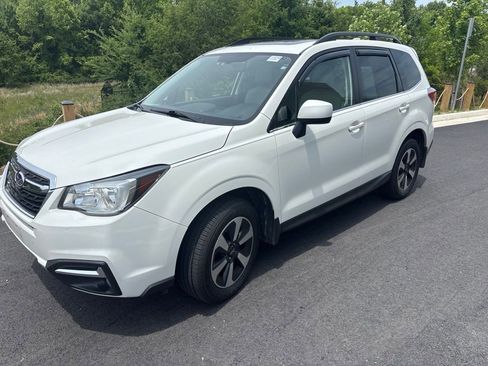Used 2018 Subaru Forester 2.5i Limited AWD/4WD image 1