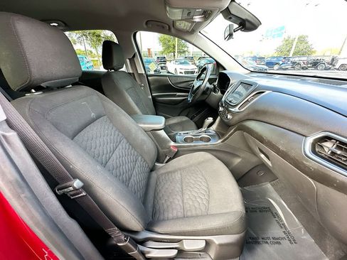 Used 2020 Chevrolet Equinox LT w/ Driver Convenience Package image 26