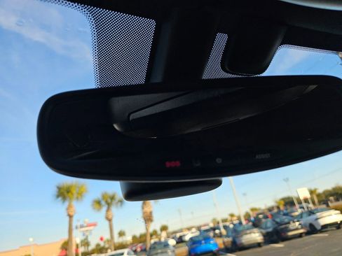 Used 2020 Jeep Grand Cherokee Laredo w/ Laredo X Package image 22