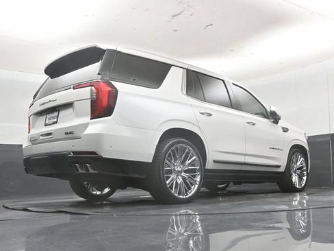 Used 2025 GMC Yukon Denali Ultimate AWD/4WD image 51
