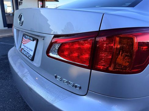 Used 2009 Lexus IS 250 image 12