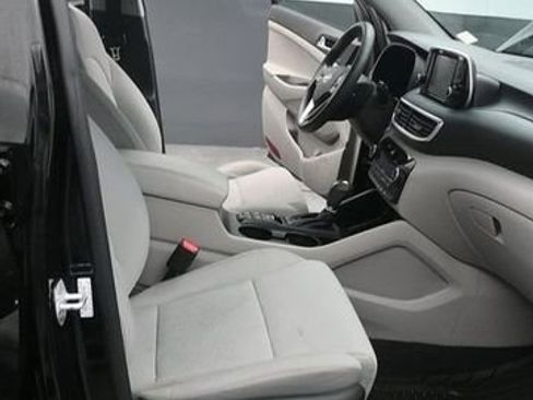 Used 2019 Hyundai Tucson SEL AWD/4WD image 16