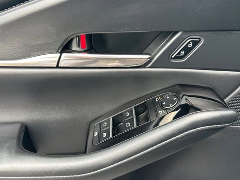 Certified 2024 MAZDA CX-30 AWD 2.5 S w/ Preferred Package image 8