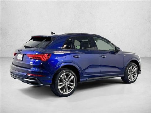 Used 2022 Audi Q3 2.0T Premium Plus w/ Premium Plus Package AWD/4WD image 5