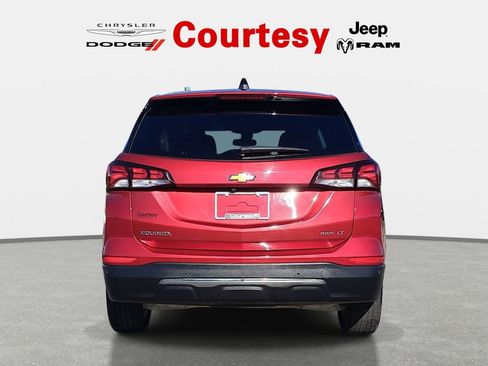 Used 2024 Chevrolet Equinox LT image 6