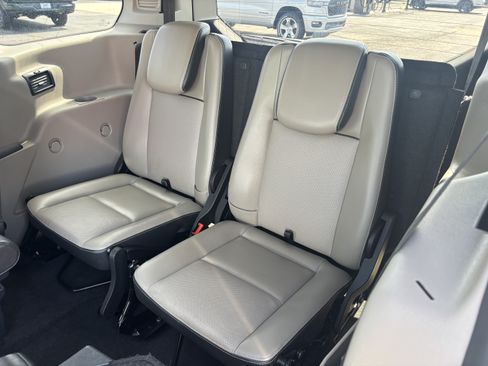 Used 2016 Ford Transit Connect Titanium FWD image 26