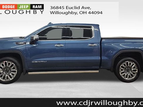 Used 2025 GMC Sierra 1500 Denali Ultimate image 5