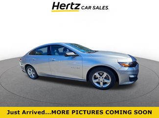 Used 2022 Chevrolet Malibu LS video 1