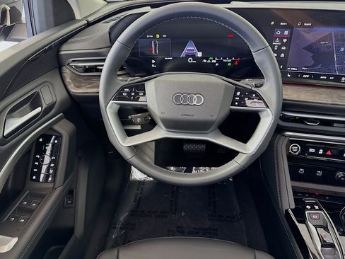 New 2025 Audi Q5 Premium image 20